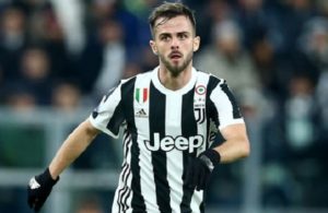 Φήμες για Pjanic στη Chelsea